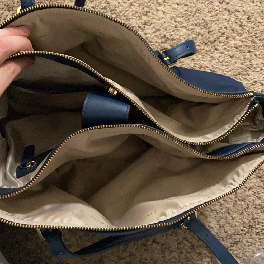 Calvin Klein purse - Picture 3 of 3